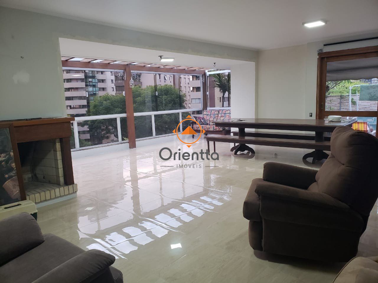 Cobertura, 3 dormitórios no bairro Petrópolis em Porto Alegre para Comprar
