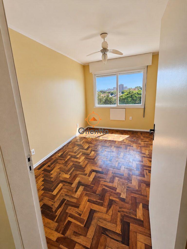 Apartamento com 40m², 1 dormitório no bairro Vila Ipiranga em Porto Alegre para Comprar