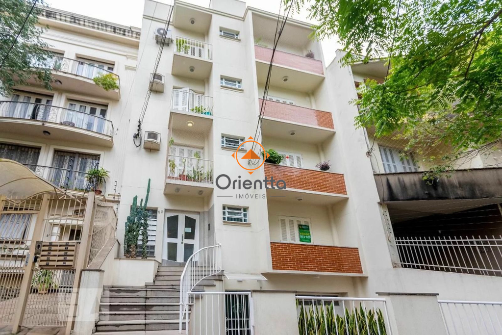 Apartamento com 70m², 2 dormitórios no bairro Independência em Porto Alegre para Comprar