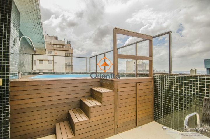 Apartamento com 123m², 3 dormitórios no bairro Mont Serrat em Porto Alegre para Comprar