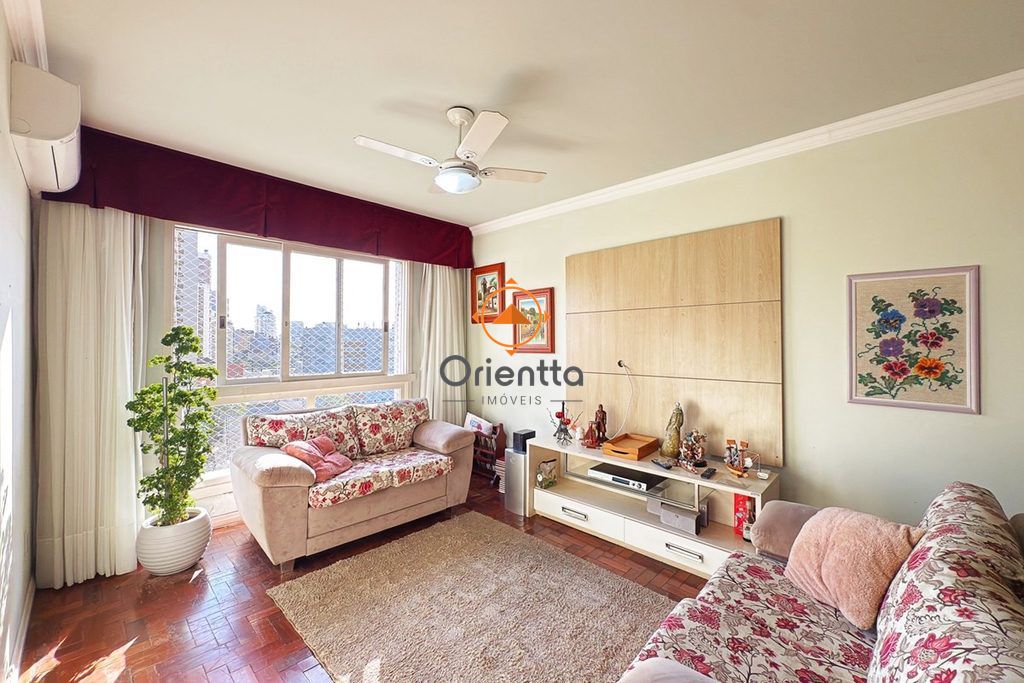 Apartamento com 127m², 3 dormitórios no bairro Menino Deus em Porto Alegre para Comprar