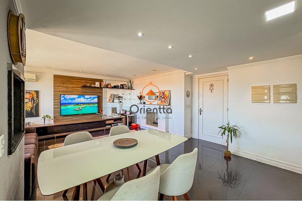 Apartamento com 87m², 3 dormitórios no bairro Jardim Itu Sabará em Porto Alegre para Comprar