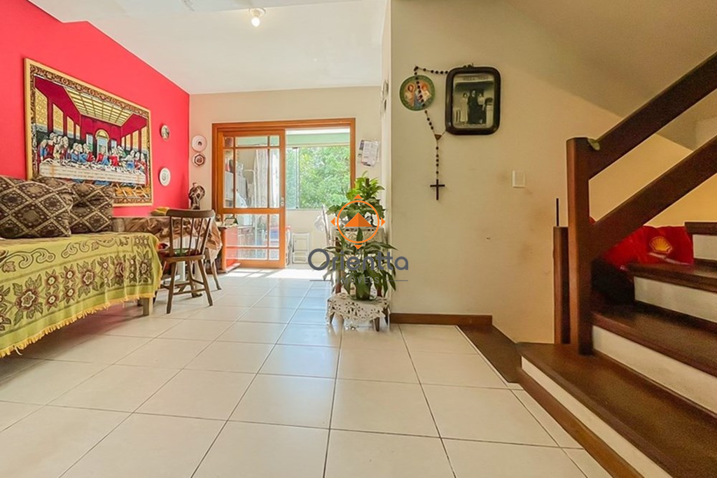 Casa com 232m², 3 dormitórios no bairro Aberta dos Morros em Porto Alegre para Comprar