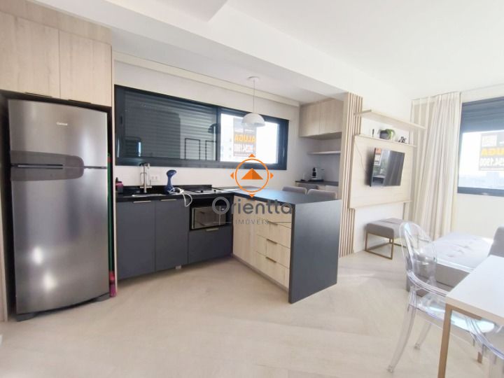 Apartamento, 1 dormitório no bairro Mont Serrat em Porto Alegre para Comprar