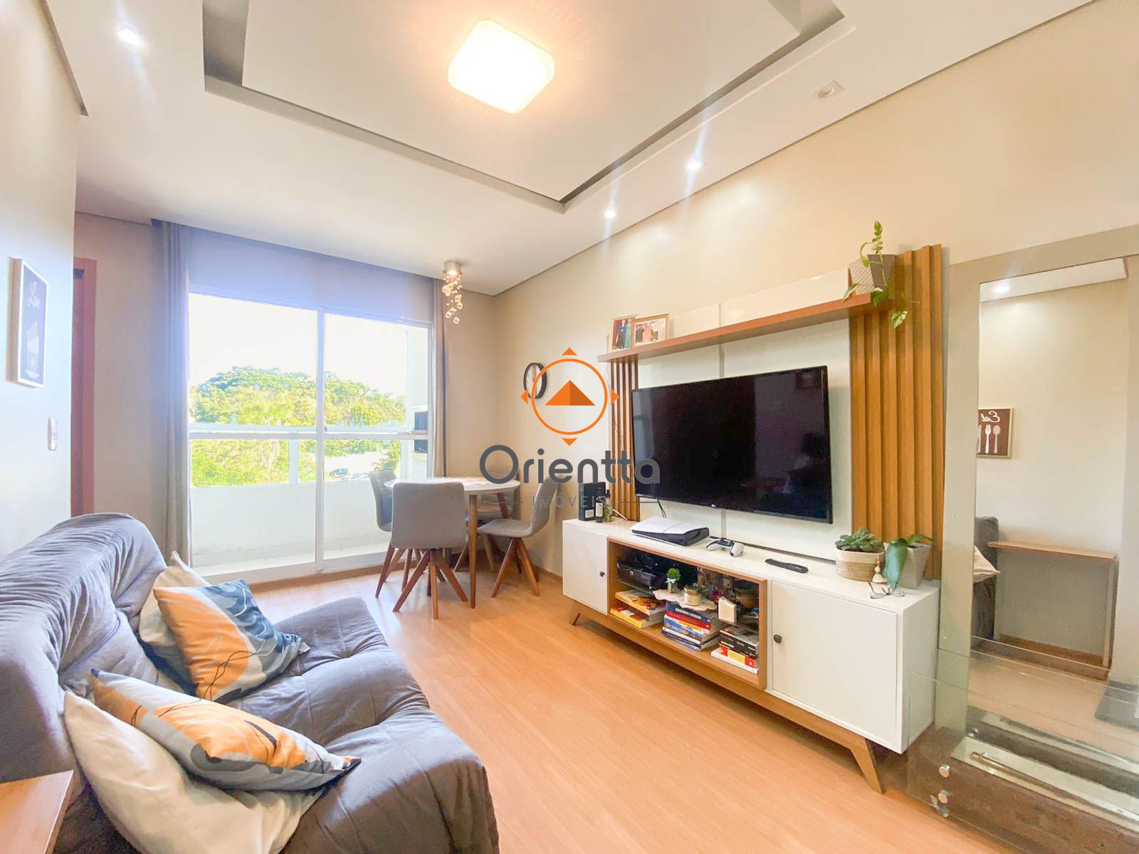 Apartamento, 2 dormitórios no bairro Parque Santa Fé em Porto Alegre para Comprar