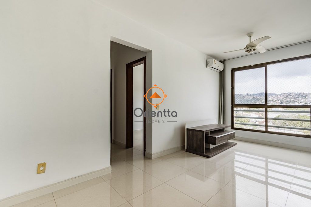 Apartamento com 57m², 2 dormitórios no bairro Partenon em Porto Alegre para Comprar