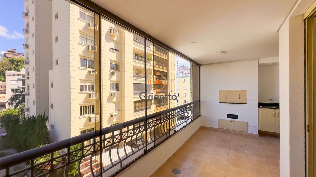 Apartamento com 117m², 3 dormitórios no bairro Higienópolis em Porto Alegre para Comprar