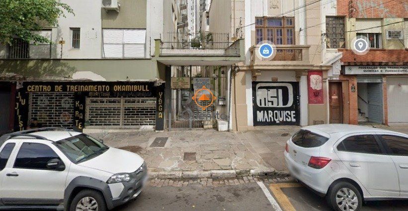 Sala Comercial no bairro Floresta em Porto Alegre para Comprar