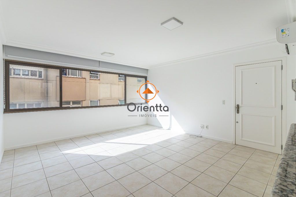 Apartamento com 65m², 2 dormitórios no bairro Mont Serrat em Porto Alegre para Comprar
