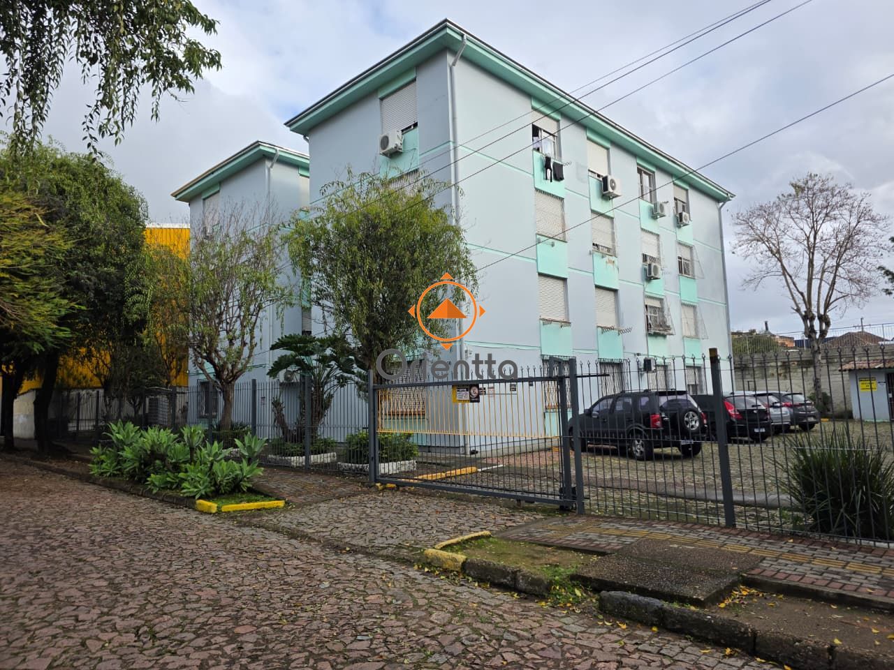 Apartamento, 3 dormitórios no bairro Partenon em Porto Alegre para Comprar