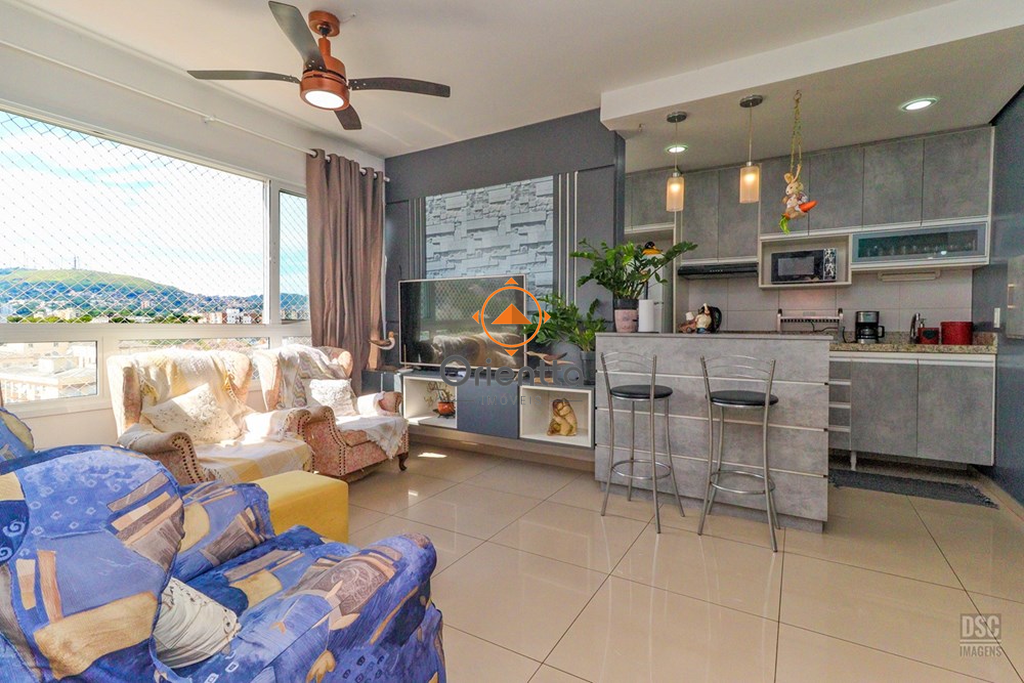 Apartamento com 74m², 3 dormitórios no bairro Medianeira em Porto Alegre para Comprar