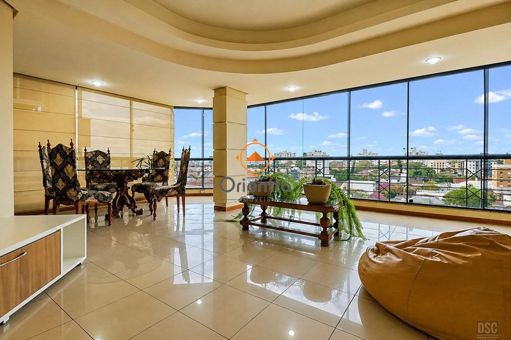 Cobertura com 320m², 3 dormitórios no bairro Jardim Lindóia em Porto Alegre para Comprar