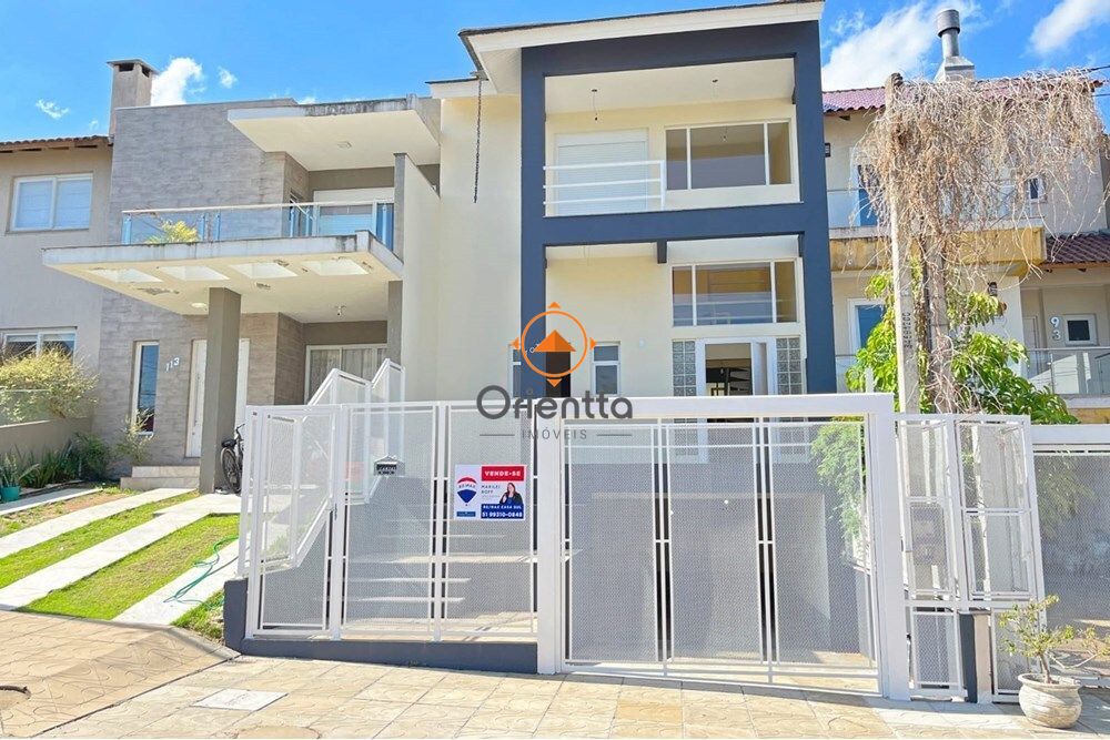 Casa com 230m², 3 dormitórios no bairro Hípica em Porto Alegre para Comprar