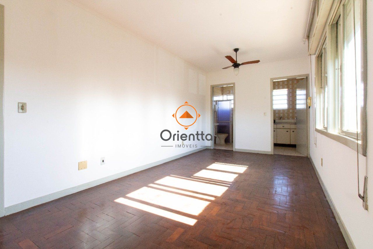 Kitnet no bairro Vila João Pessoa em Porto Alegre para Comprar