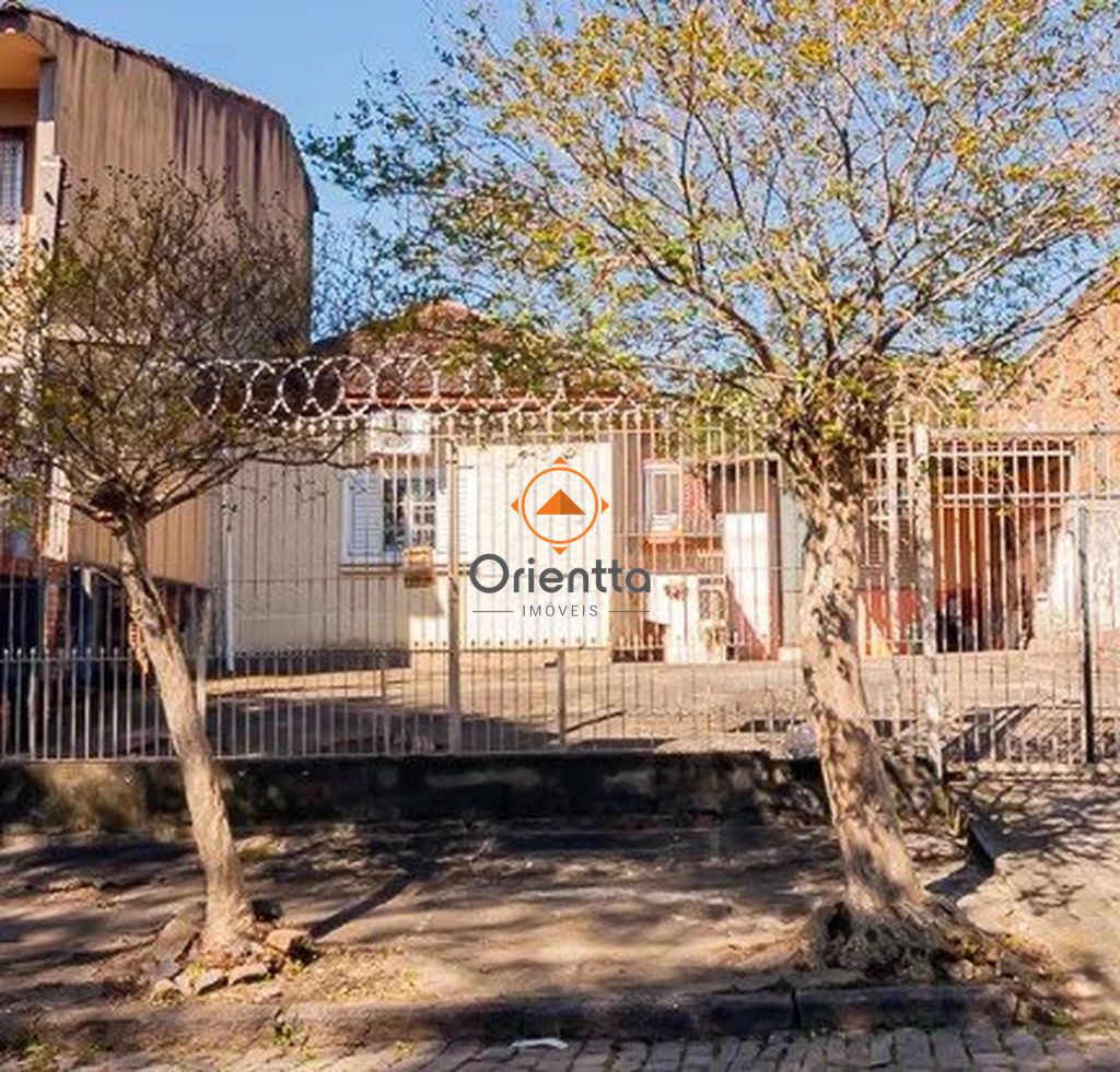 Casa com 130m², 4 dormitórios no bairro Jardim Itu Sabará em Porto Alegre para Comprar