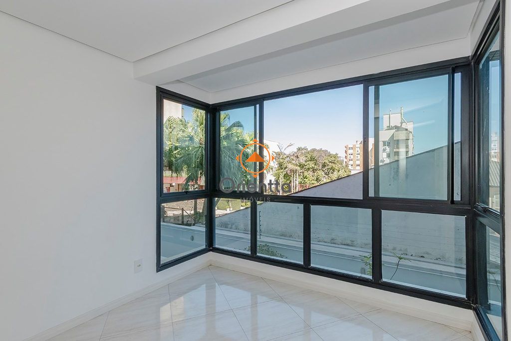 Apartamento com 46m², 1 dormitório no bairro Menino Deus em Porto Alegre para Comprar