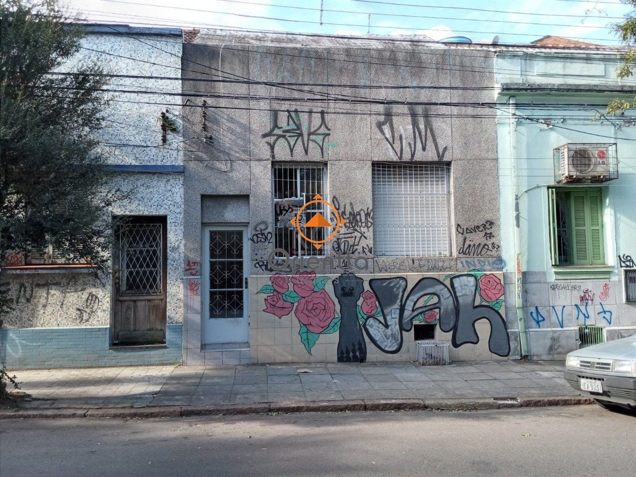 Casa com 70m², 2 dormitórios no bairro Centro Histórico em Porto Alegre para Comprar