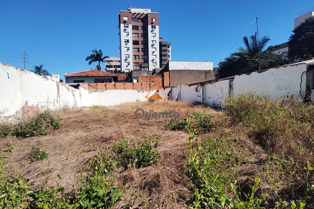 Terreno com 297m² no bairro Passo da Areia em Porto Alegre para Comprar