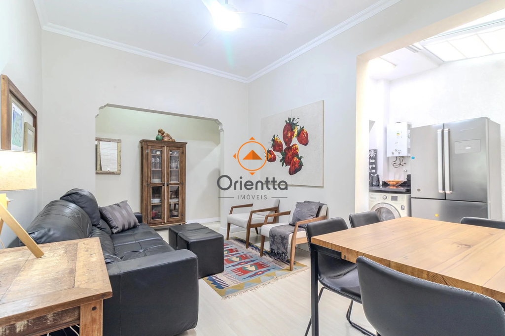 Apartamento com 45m², 1 dormitório no bairro Auxiliadora em Porto Alegre para Comprar