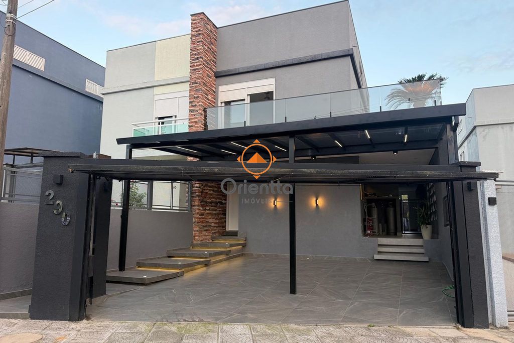 Casa de Condomínio com 120m², 3 dormitórios no bairro Lomba do Pinheiro em Porto Alegre para Comprar