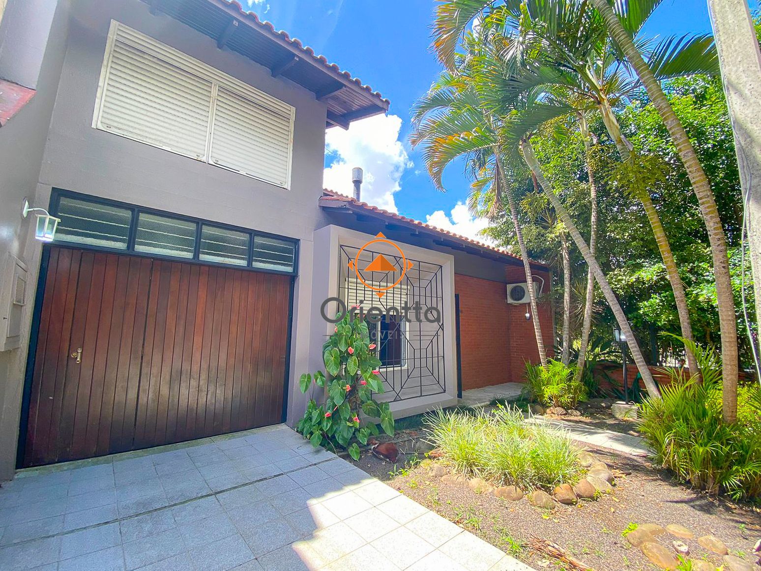 Casa, 4 dormitórios no bairro Jardim Sabará em Porto Alegre para Comprar