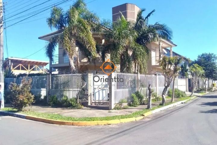 Casa com 1050m², 3 dormitórios no bairro Parque da Matriz em Cachoeirinha para Comprar