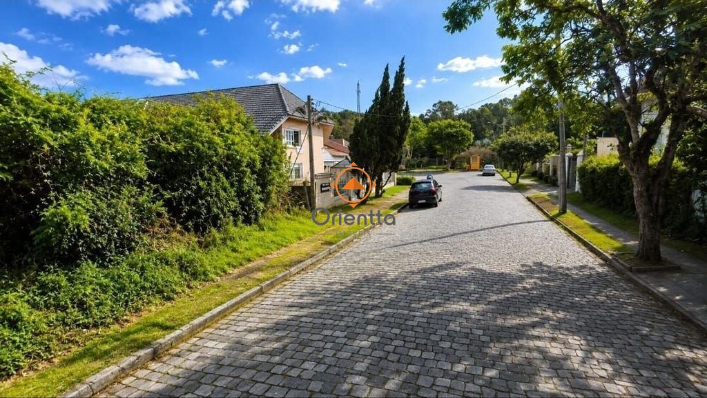 Terreno Comercial com 891m² no bairro Jardim Isabel em Porto Alegre para Comprar