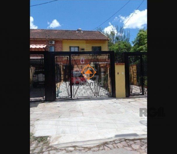 Casa com 95m², 3 dormitórios no bairro Jardim Sabará em Porto Alegre para Comprar