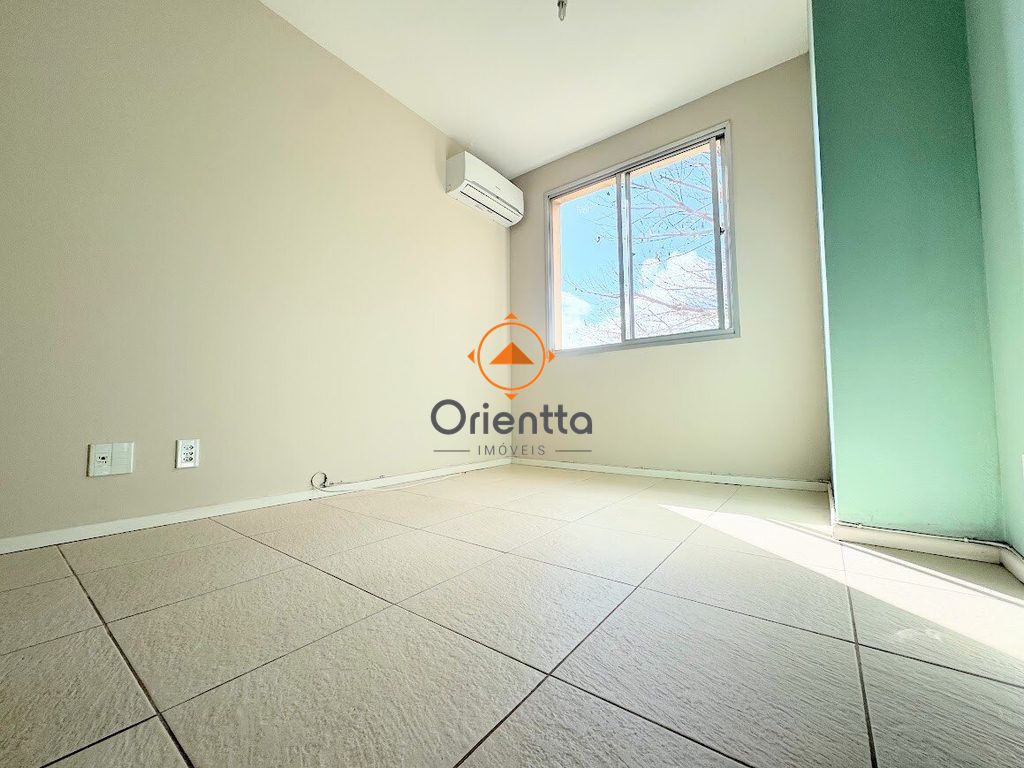 Apartamento com 54m², 2 dormitórios no bairro Teresópolis em Porto Alegre para Comprar