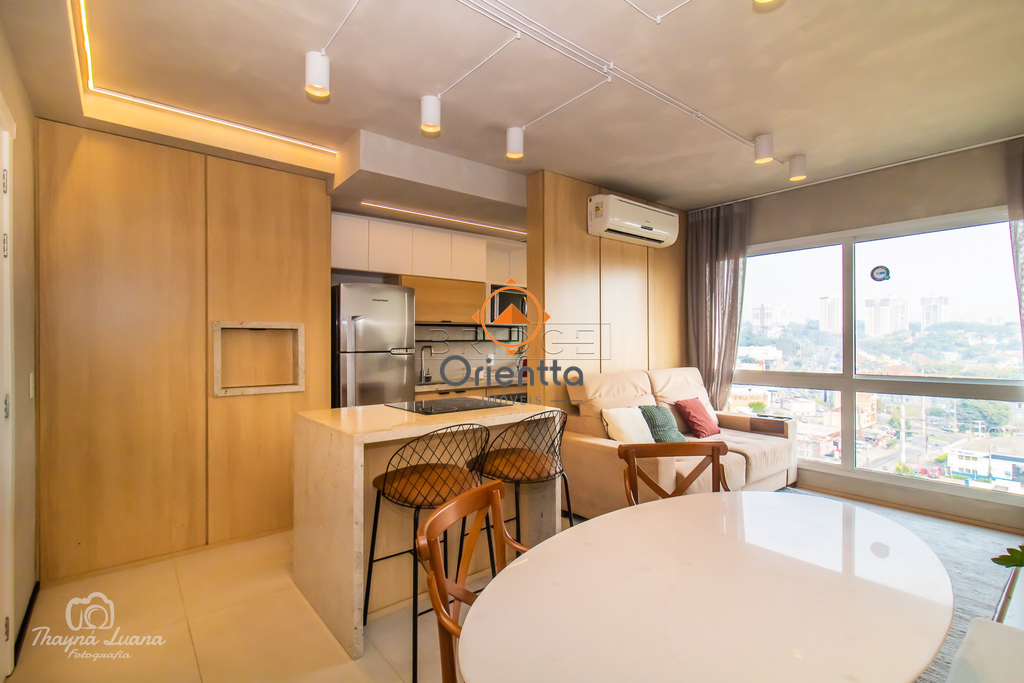 Apartamento com 63m², 2 dormitórios no bairro Passo da Areia em Porto Alegre para Comprar ou Alugar