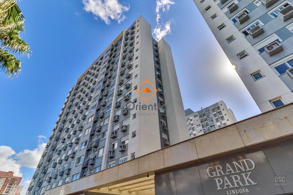 Apartamento com 67m², 3 dormitórios no bairro São Sebastião em Porto Alegre para Comprar
