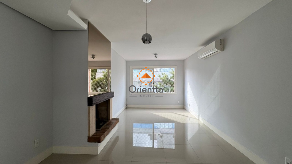 Apartamento com 84m², 2 dormitórios no bairro Santa Cecília em Porto Alegre para Comprar