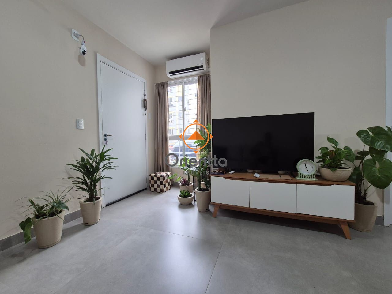 Apartamento, 2 dormitórios no bairro Lomba do Pinheiro em Porto Alegre para Comprar