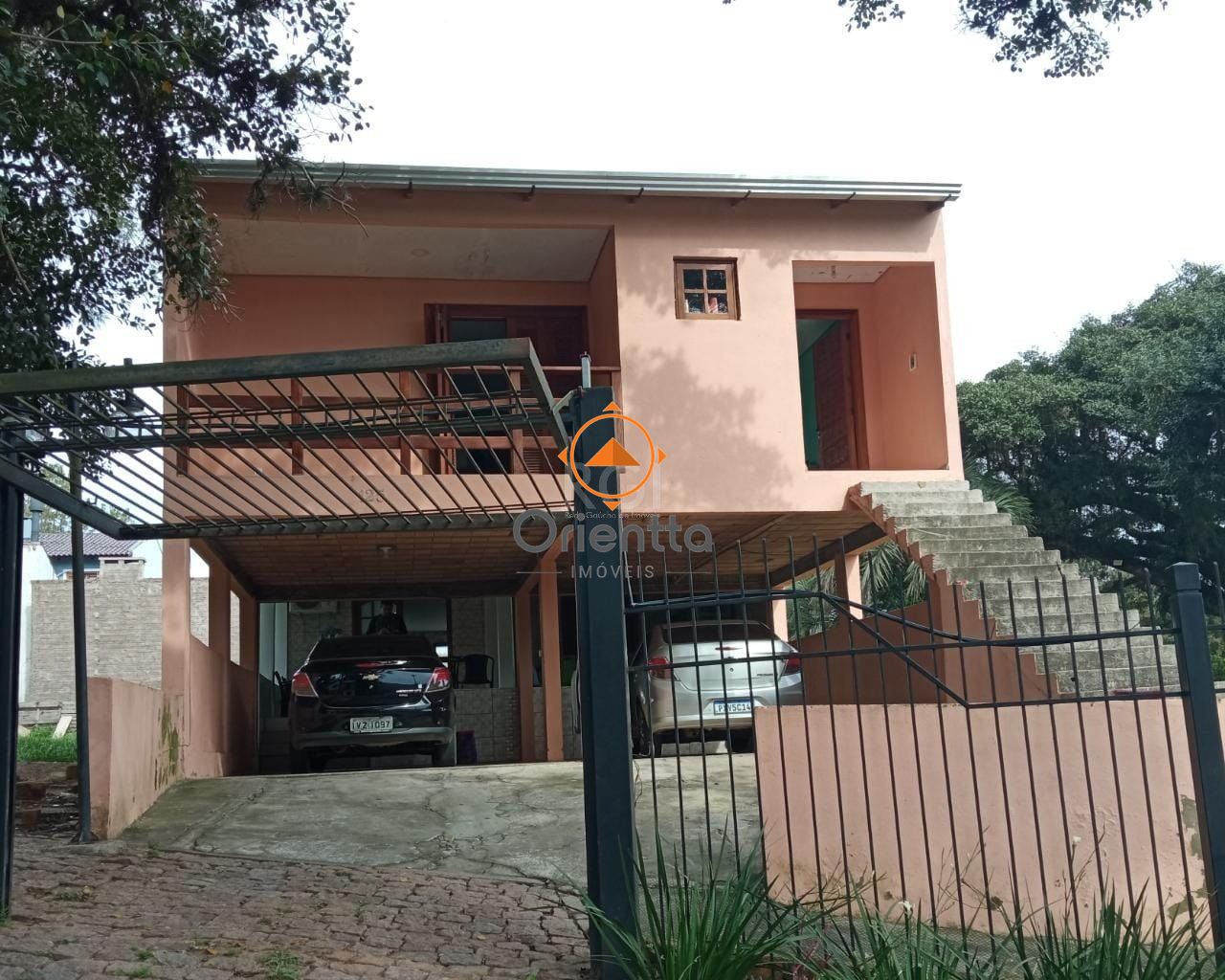 Casa, 3 dormitórios no bairro Belém Velho em Porto Alegre para Comprar