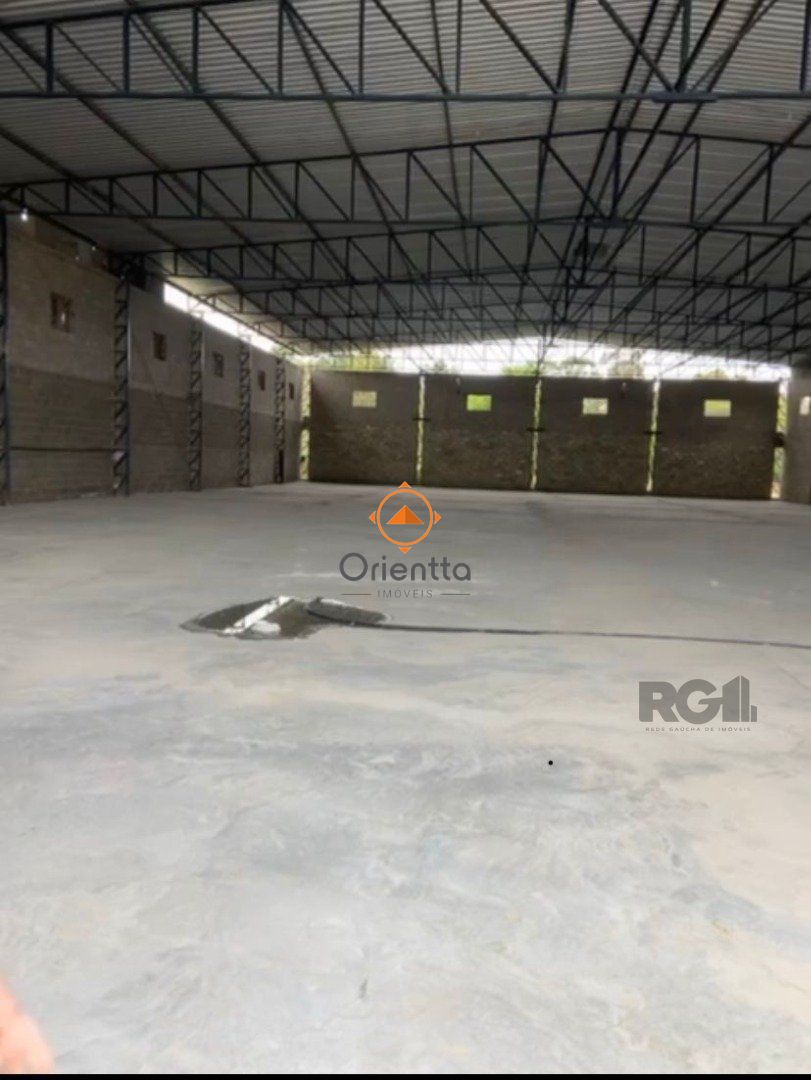 Pavilhão com 1000m² no bairro Lageado em Porto Alegre para Comprar
