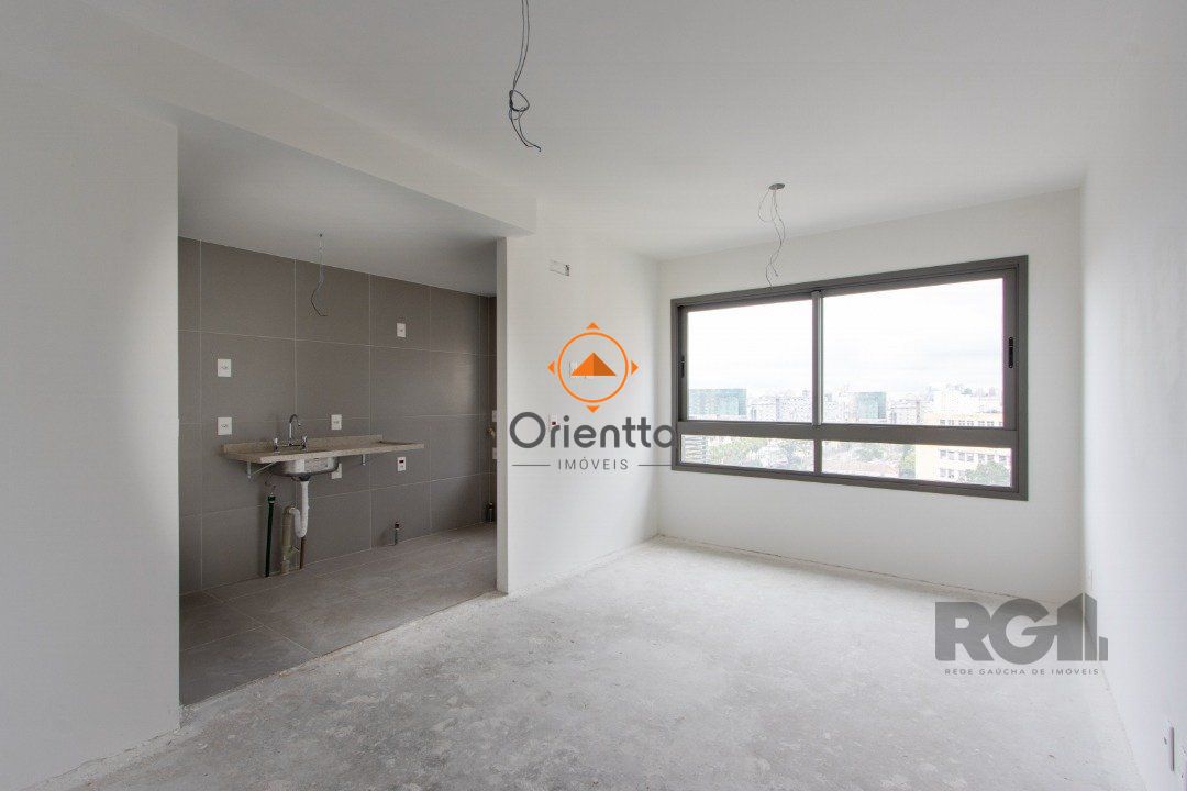 Apartamento, 3 dormitórios no bairro Farroupilha em Porto Alegre para Comprar