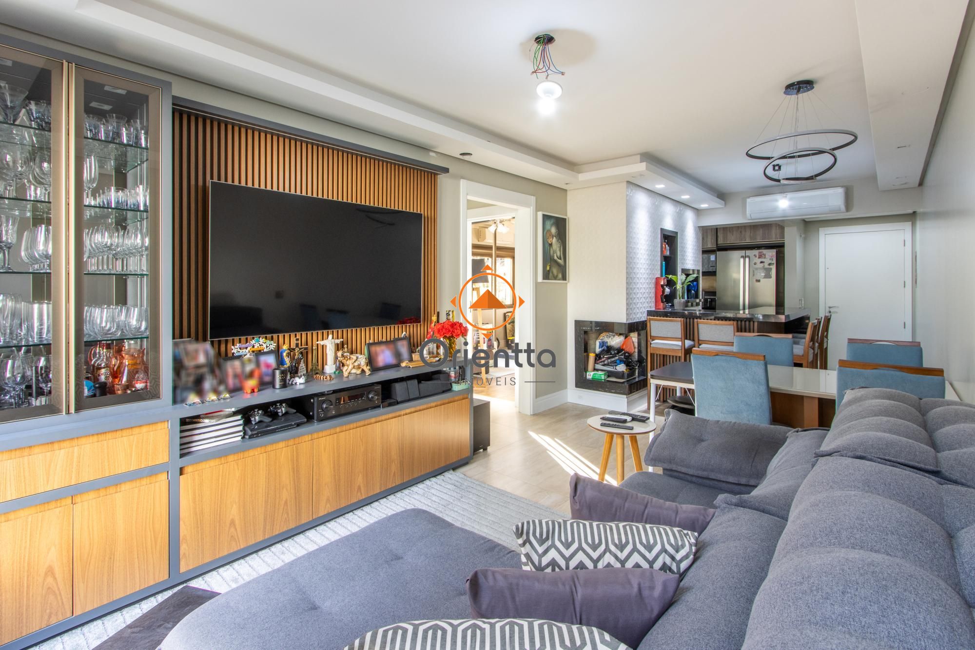 Apartamento, 2 dormitórios no bairro Tristeza em Porto Alegre para Comprar