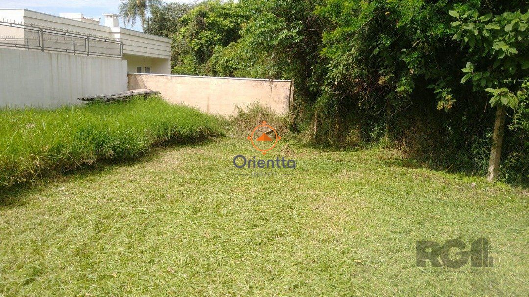 Terreno com 172m² no bairro Hípica em Porto Alegre para Comprar