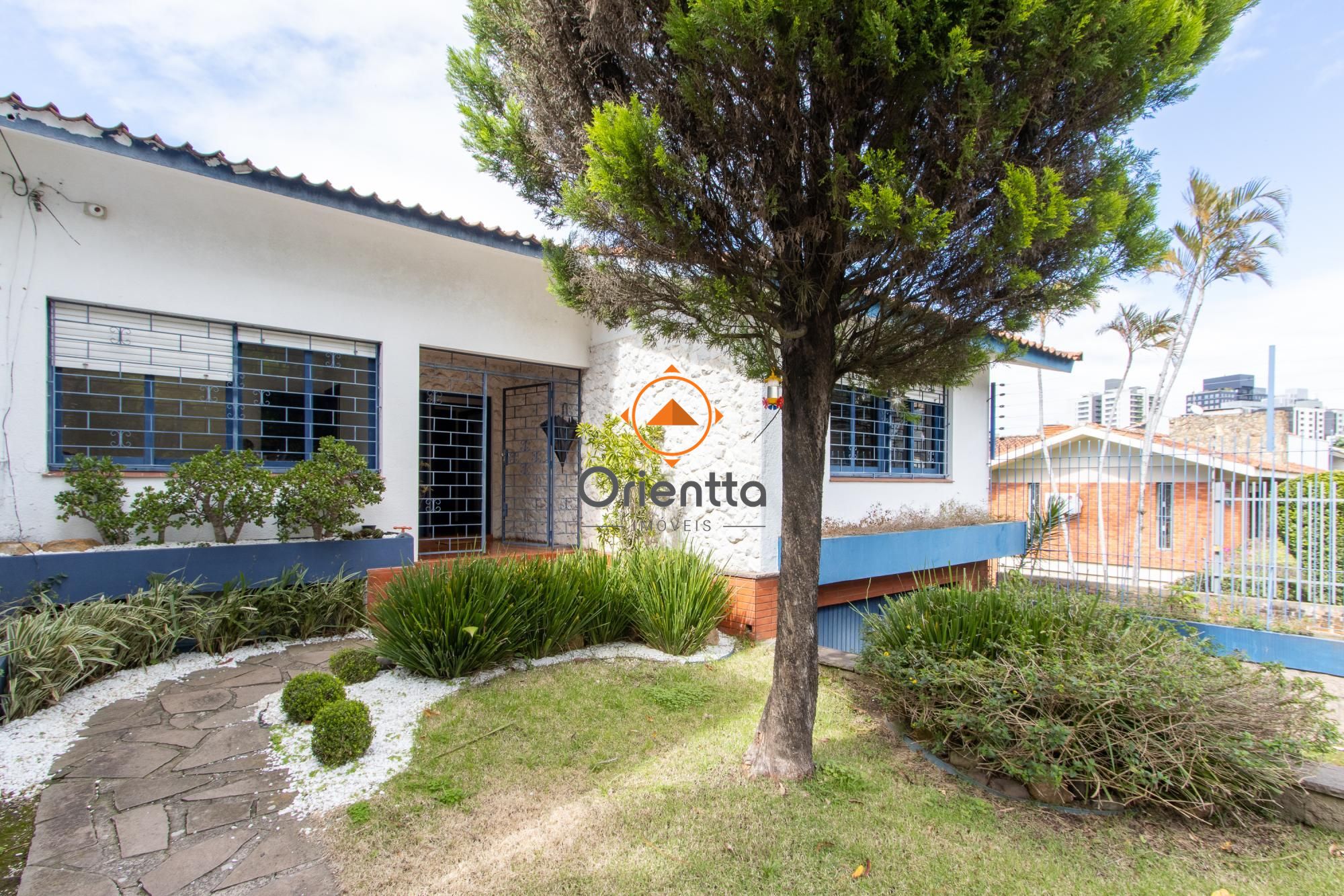 Casa com 310m², 5 dormitórios no bairro Boa Vista em Porto Alegre para Comprar