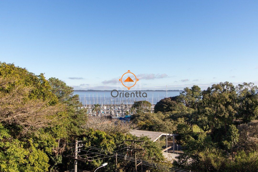 Apartamento, 4 dormitórios no bairro Vila Assunção em Porto Alegre para Comprar