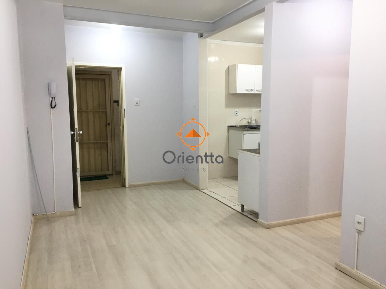 Apartamento, 1 dormitório no bairro Santo Antônio em Porto Alegre para Comprar