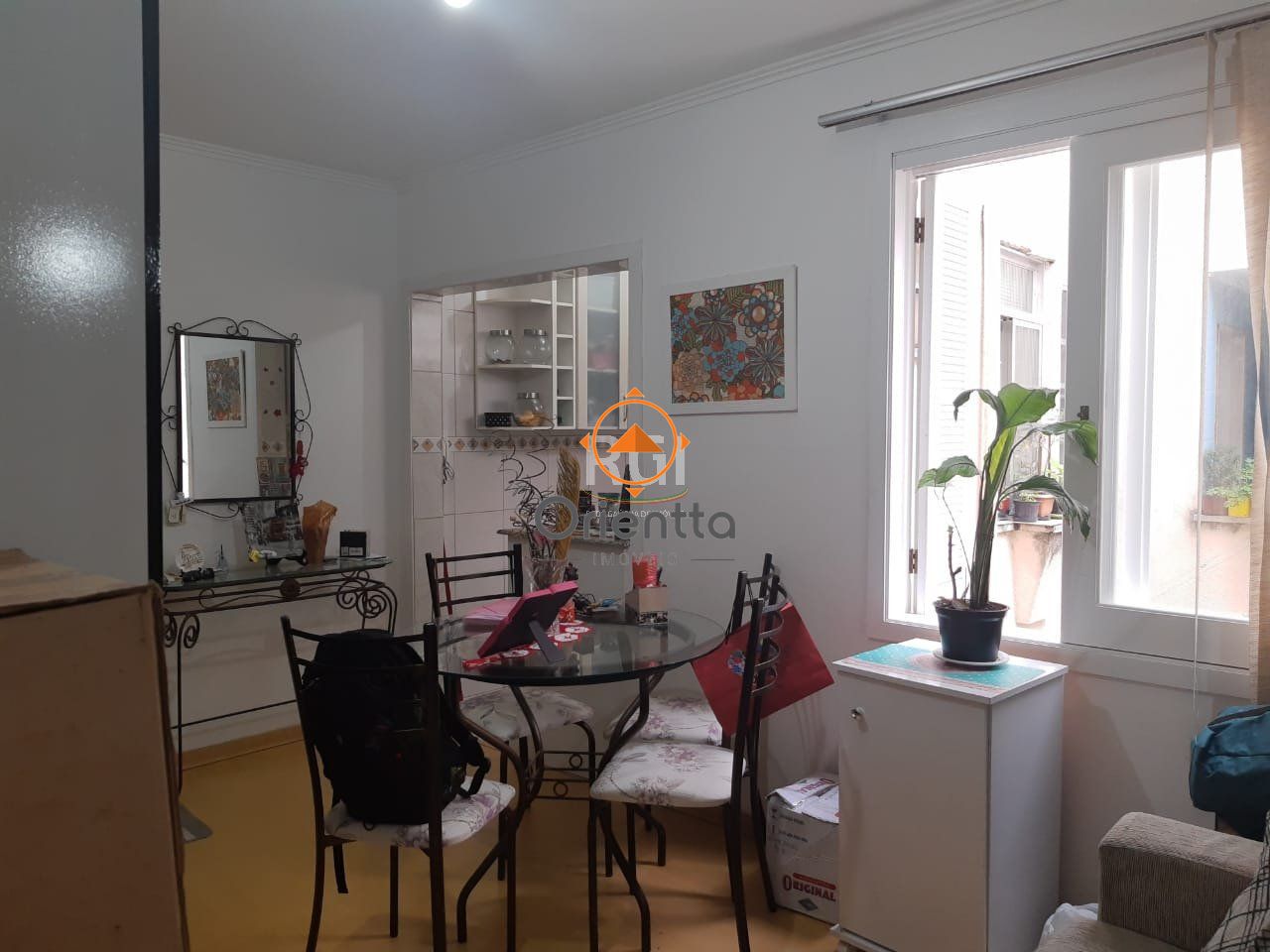 Apartamento, 1 dormitório no bairro Azenha em Porto Alegre para Comprar