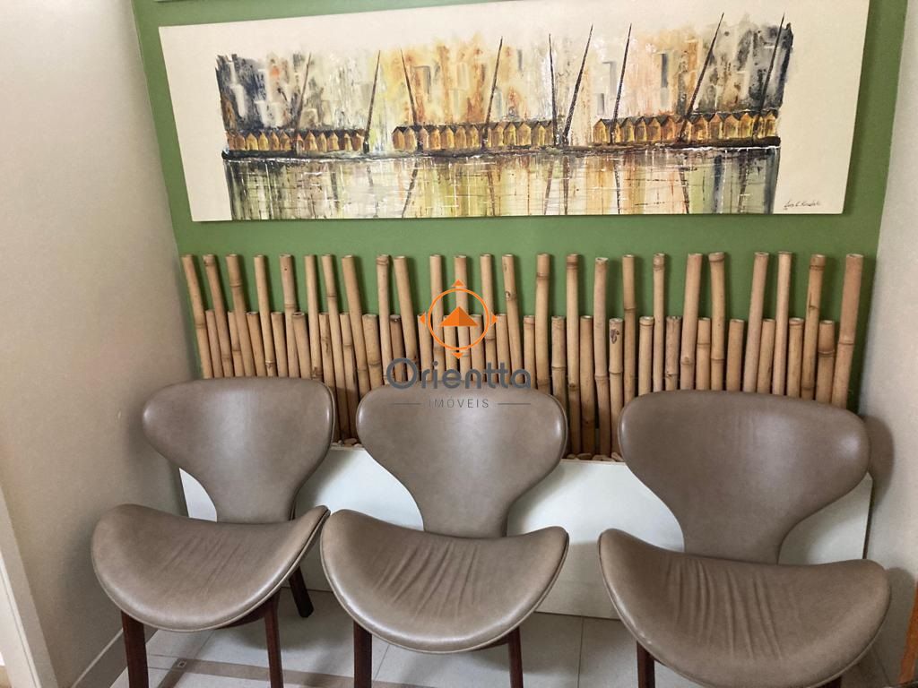 Sala Comercial, 1 dormitório no bairro Centro Histórico em Porto Alegre para Comprar