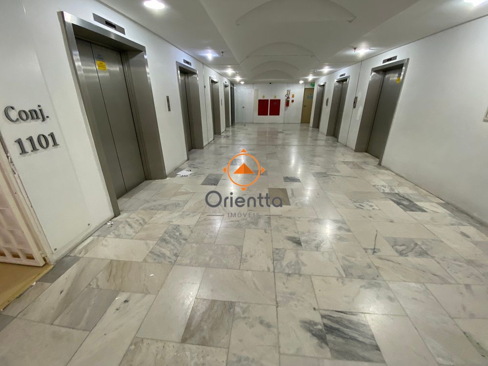 Sala Comercial no bairro Centro Histórico em Porto Alegre para Comprar