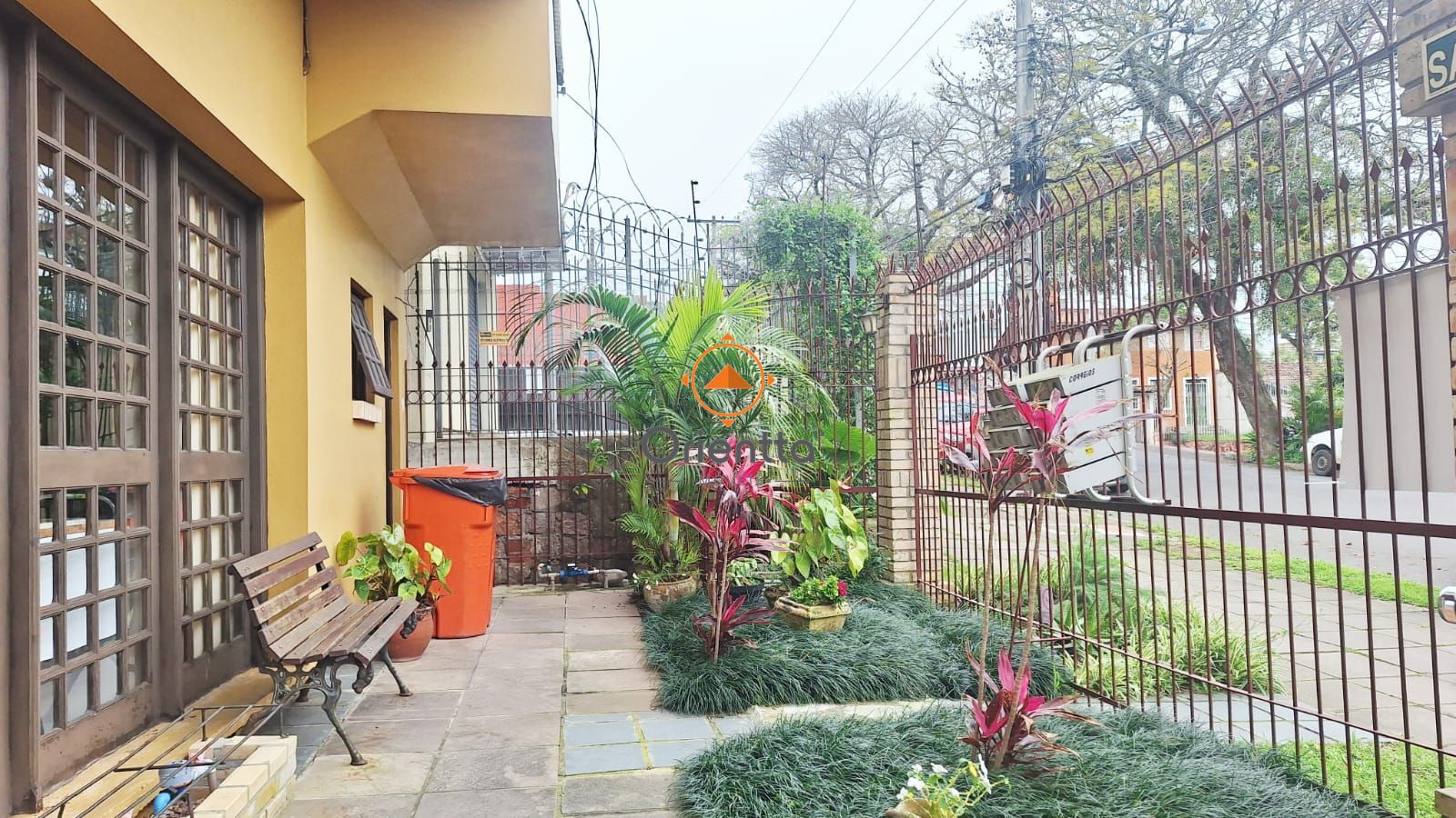 Casa de Condomínio, 2 dormitórios no bairro Cavalhada em Porto Alegre para Comprar