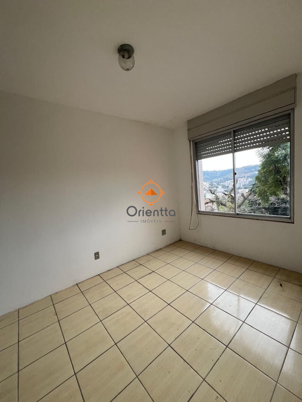 Apartamento, 1 dormitório no bairro Teresópolis em Porto Alegre para Comprar