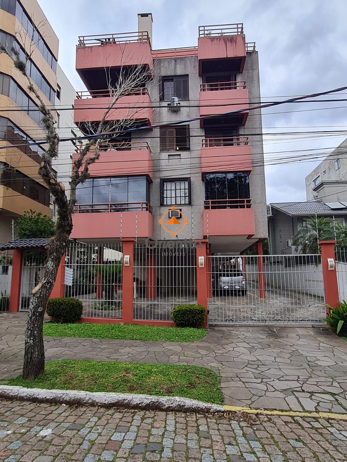Apartamento, 2 dormitórios no bairro Jardim Botânico em Porto Alegre para Comprar