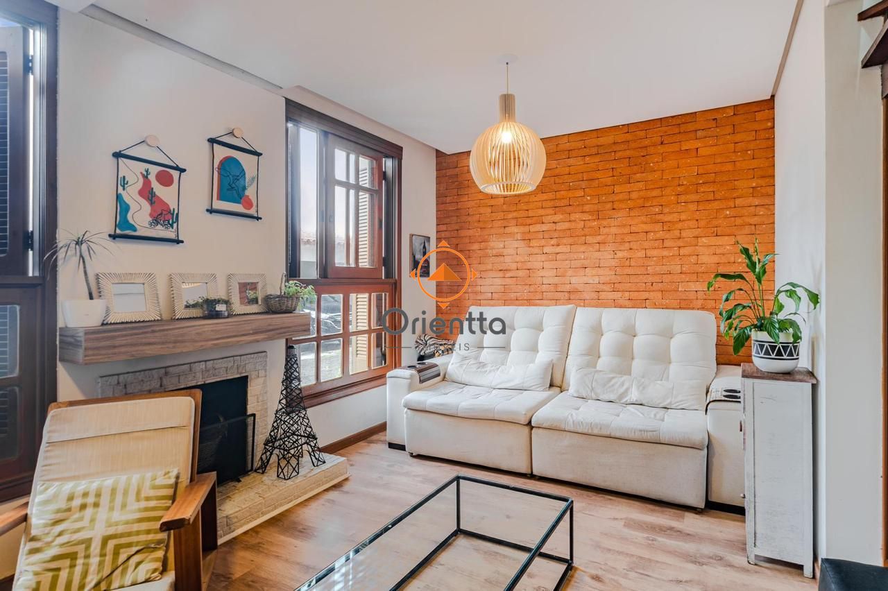 Casa de Condomínio, 3 dormitórios no bairro Cristal em Porto Alegre para Comprar