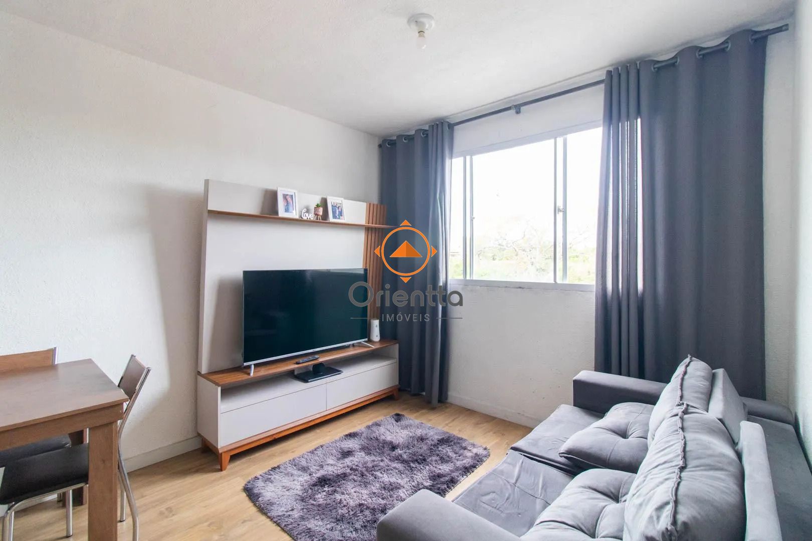 Apartamento, 2 dormitórios no bairro Ipanema em Porto Alegre para Comprar