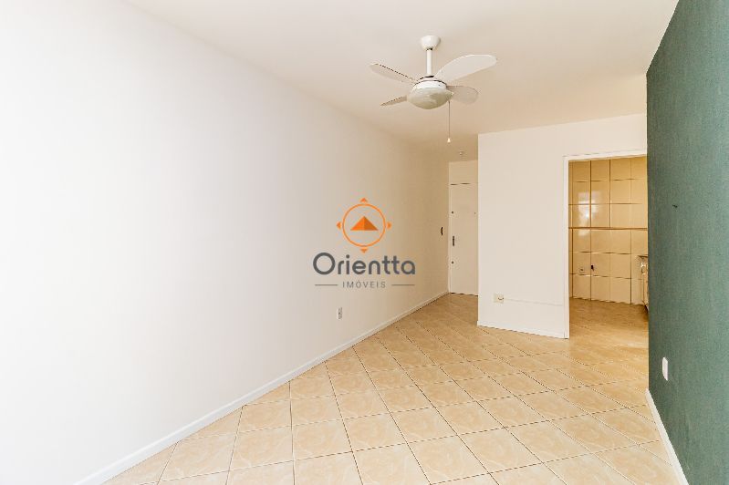 Apartamento, 1 dormitório no bairro Vila Ipiranga em Porto Alegre para Comprar